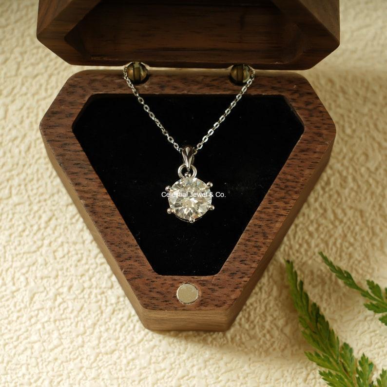 Diamond & Gold Jewellery – Rings, Earrings, Necklaces | Celestial Jewel