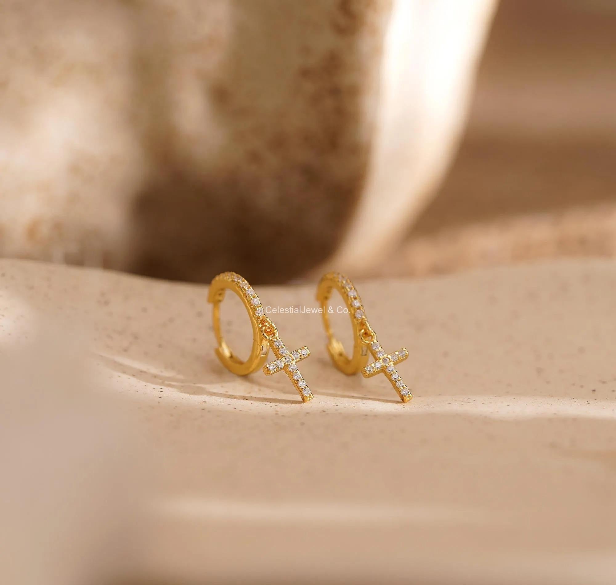 Diamond & Gold Jewellery – Rings, Earrings, Necklaces | Celestial Jewel