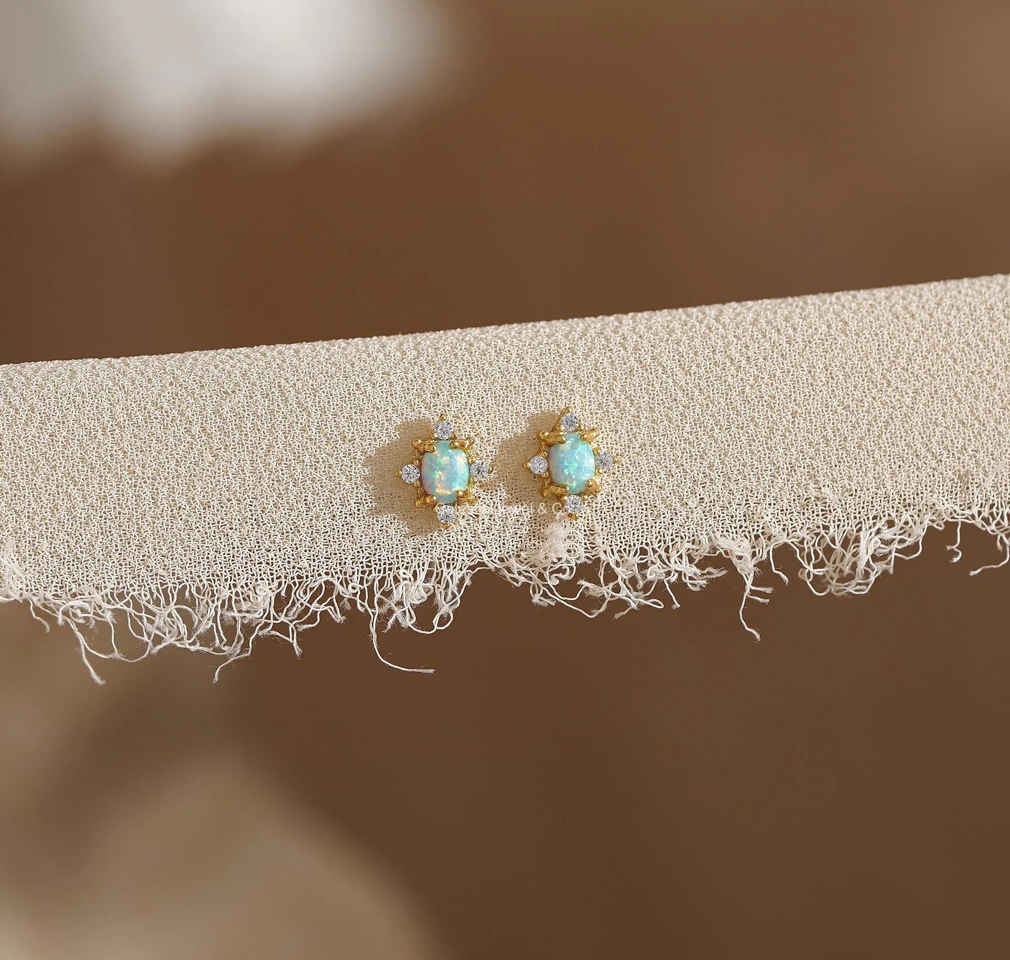 Diamond & Gold Jewellery – Rings, Earrings, Necklaces | Celestial Jewel
