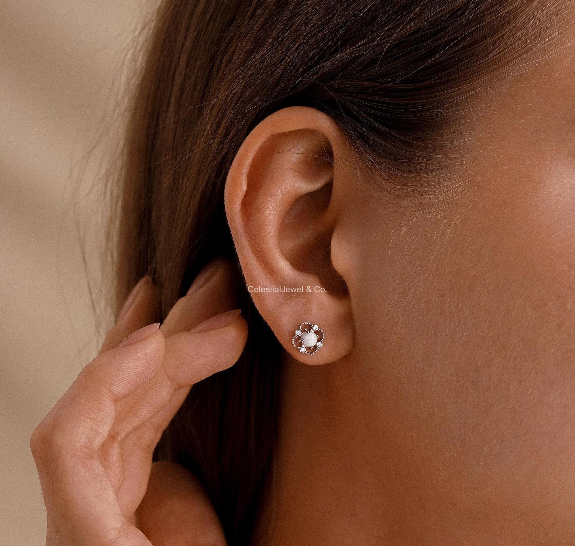 Diamond & Gold Jewellery – Rings, Earrings, Necklaces | Celestial Jewel