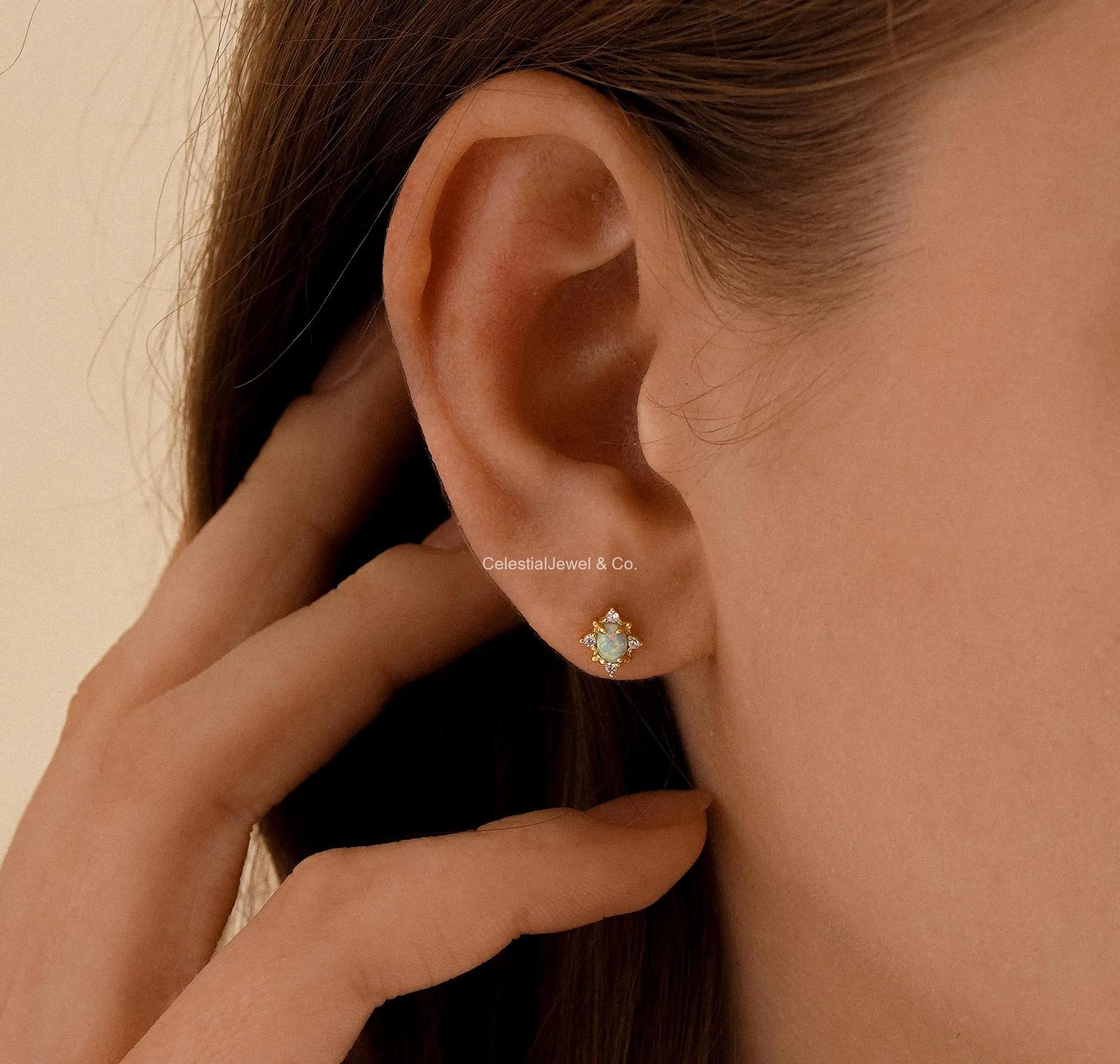 Diamond & Gold Jewellery – Rings, Earrings, Necklaces | Celestial Jewel
